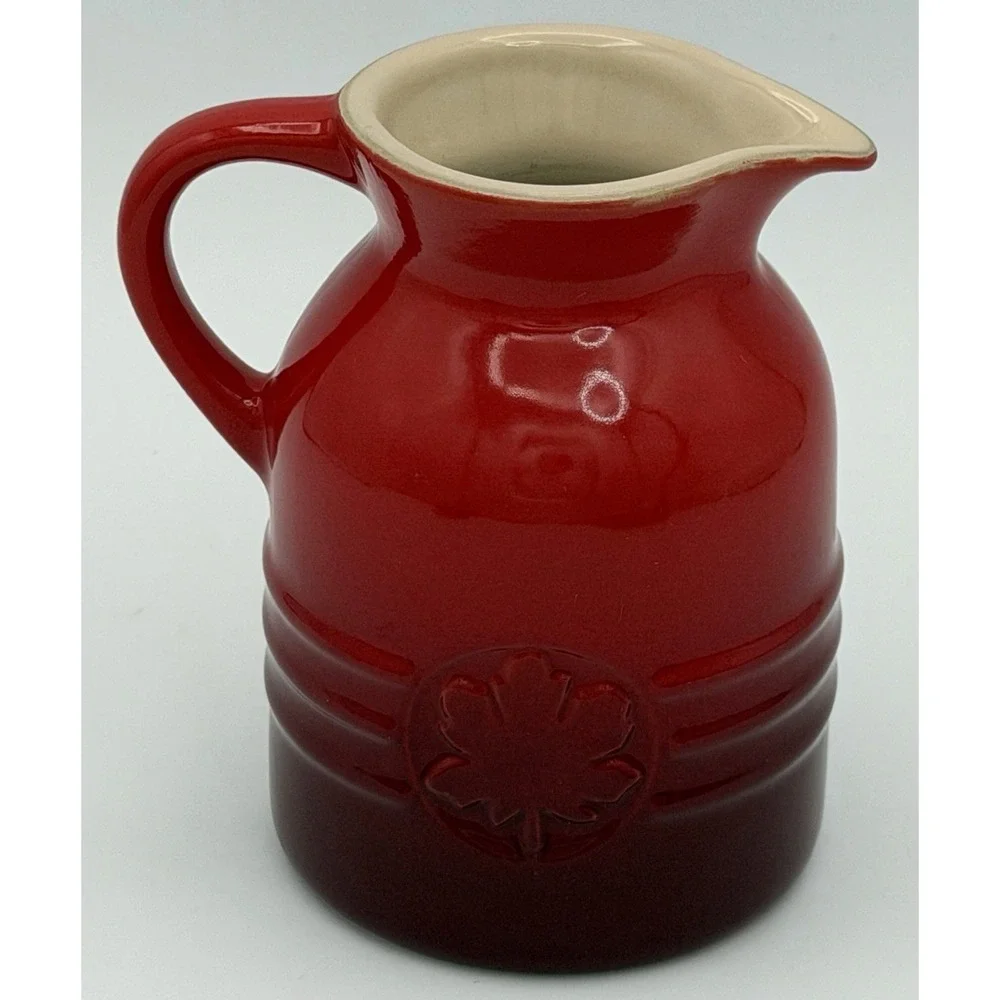 Le Creuset Syrup Pitcher Cherry Red Cerise 6 oz Stoneware Maple Leaf 15-13